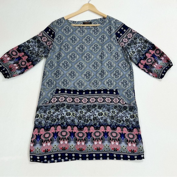 Renee c. Knee length shirt dress with two front pockets size large - Picture 3 of 10